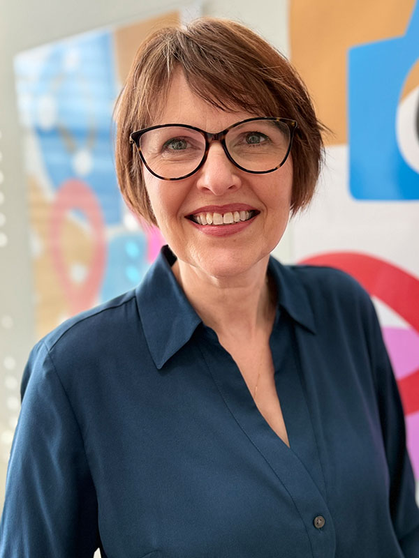 Lora Prill